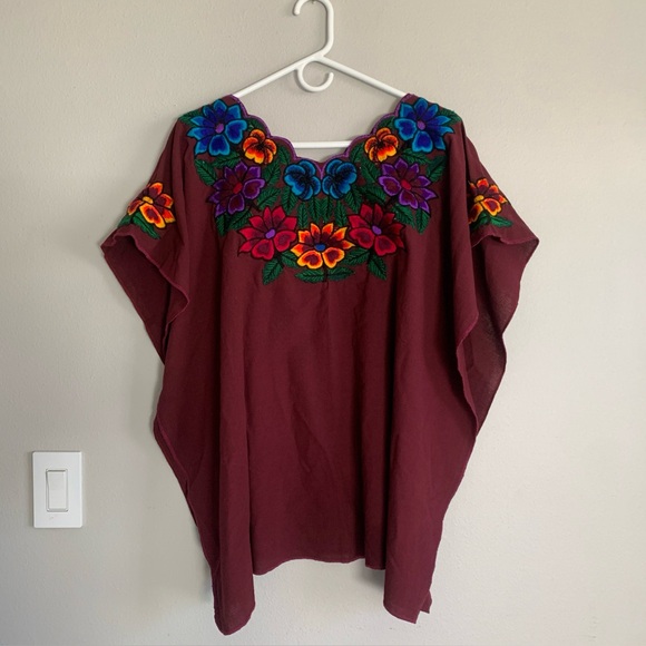 Vintage Mexican Embroidered Top Womens One Size White Floral Huipil Peasant Boho - Picture 1 of 16